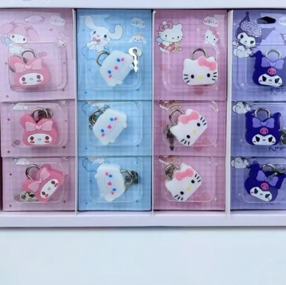 1 Sanrio Lock with Keys - Picture 7 of 13